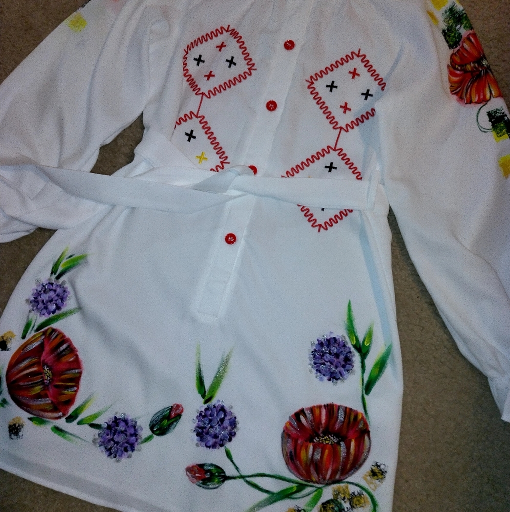 blouse - Picture 15 of 16